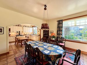 Photo 7- click for photo gallery